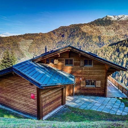 Chalet Le Chapeau La Tzoumaz Bagian luar foto