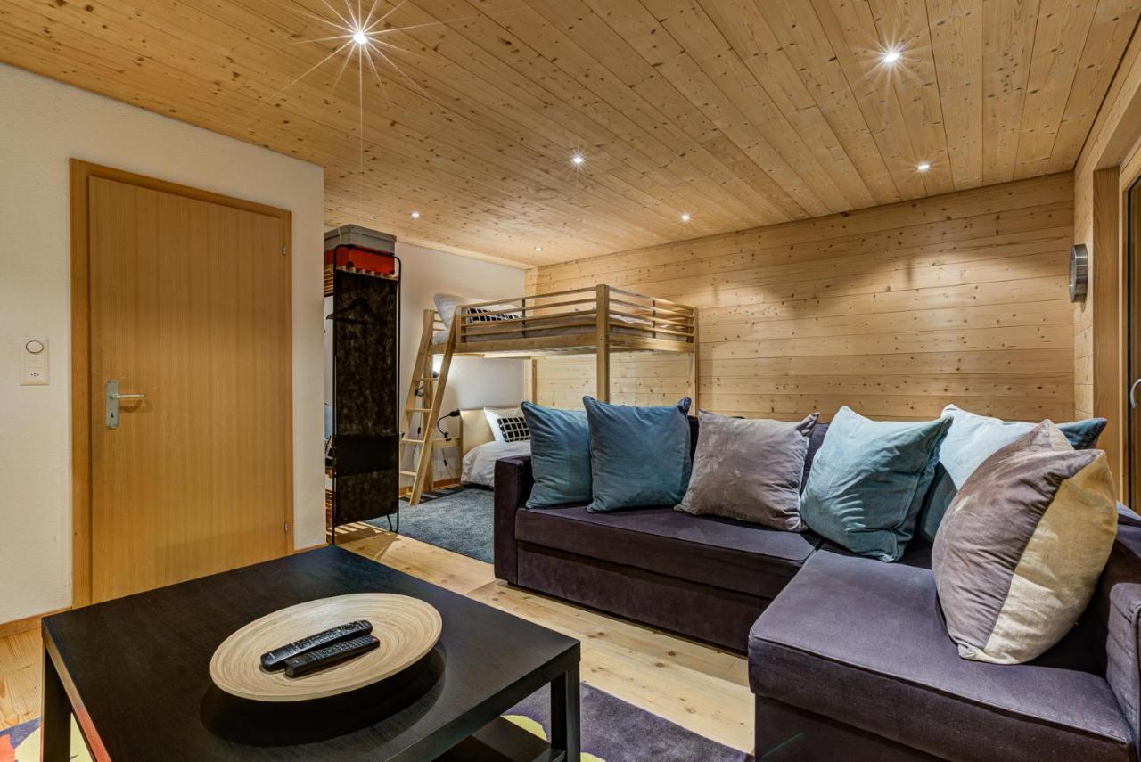Chalet Le Chapeau La Tzoumaz Bagian luar foto