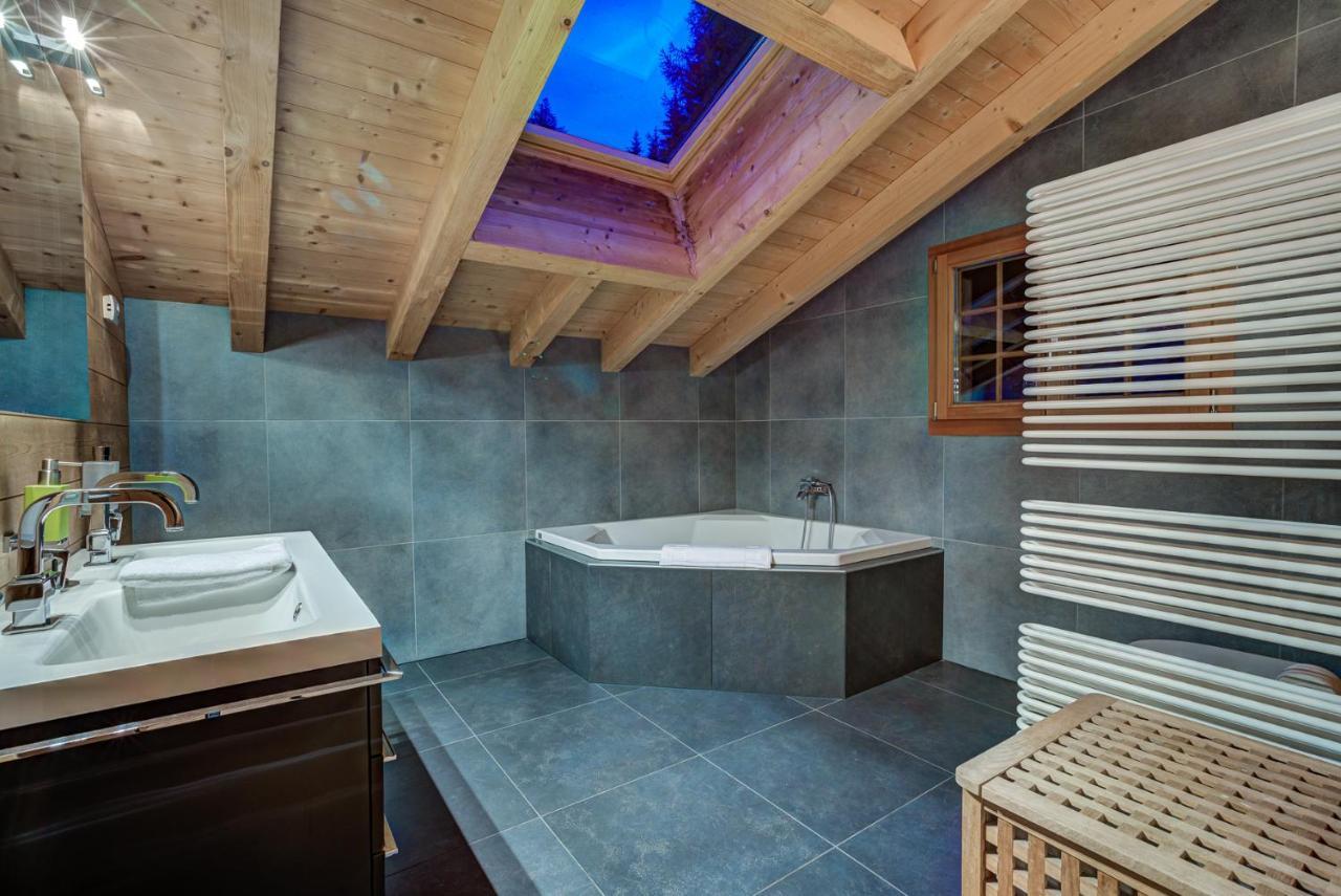 Chalet Le Chapeau La Tzoumaz Bagian luar foto
